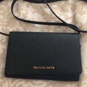 Michael kors clutch